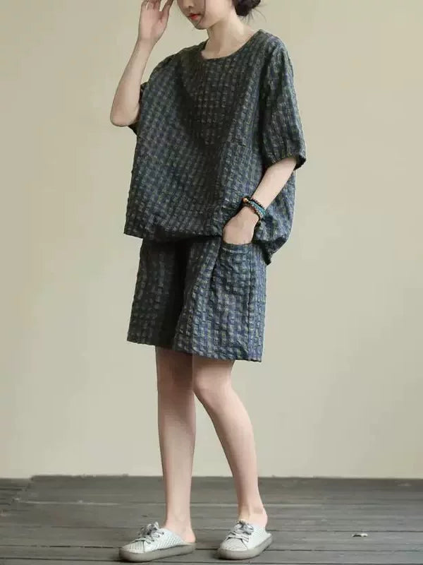 Set 2 Món Áo Thun Kẻ Caro + Quần Short Cotton – Bigsize Retro Nghệ Thuật, Hè 2026