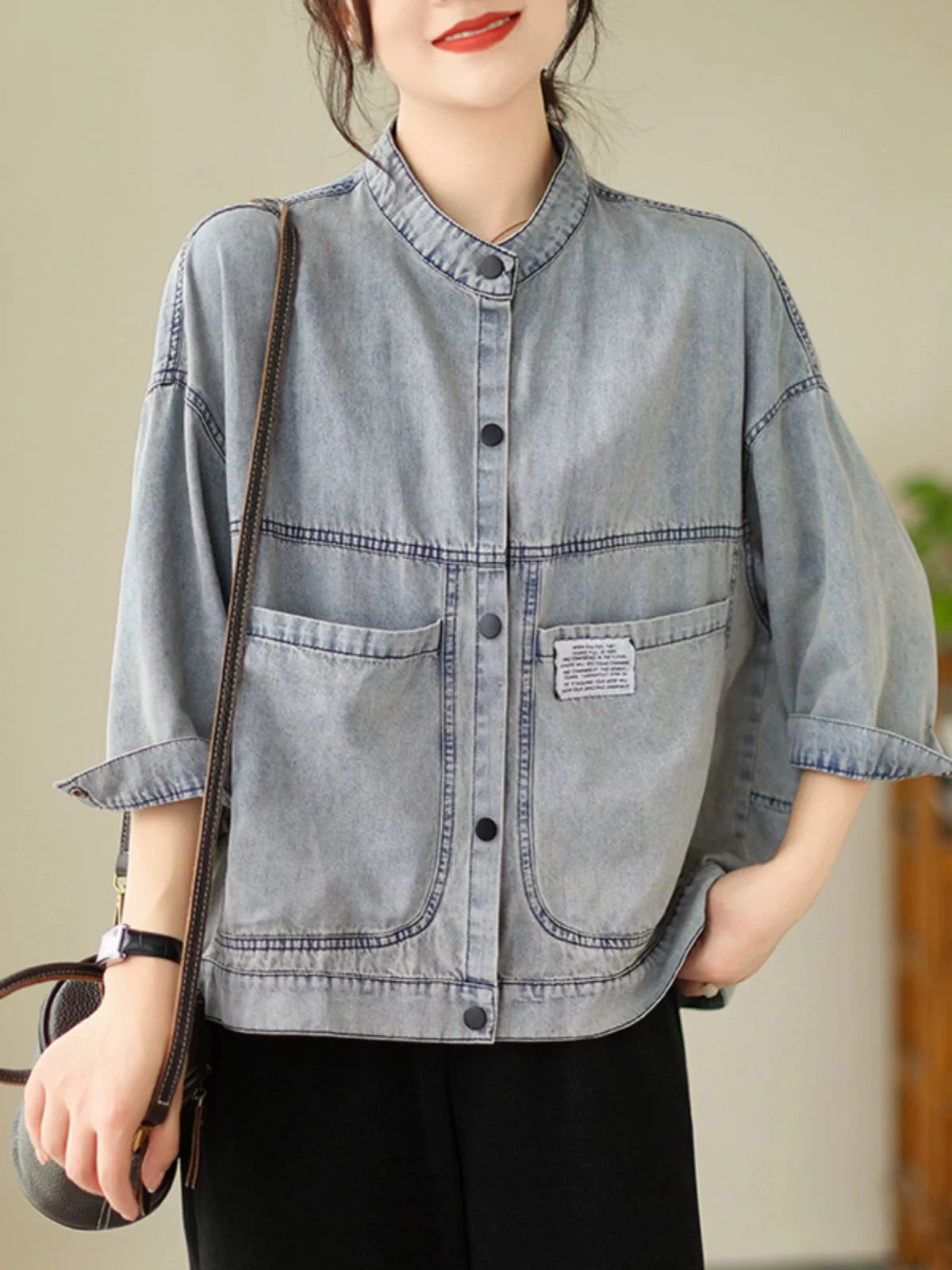 Áo Khoác Jean Denim Cổ Đứng Wash Cũ – Phong Cách Vintage Workwear Hàn Quốc