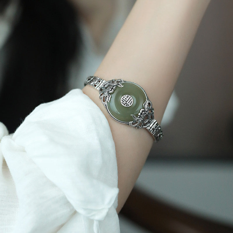 Vòng Tay Bạc 925 Ngọc Hòa Điền Khóa Bình An – Phong Cách Trung Hoa Retro