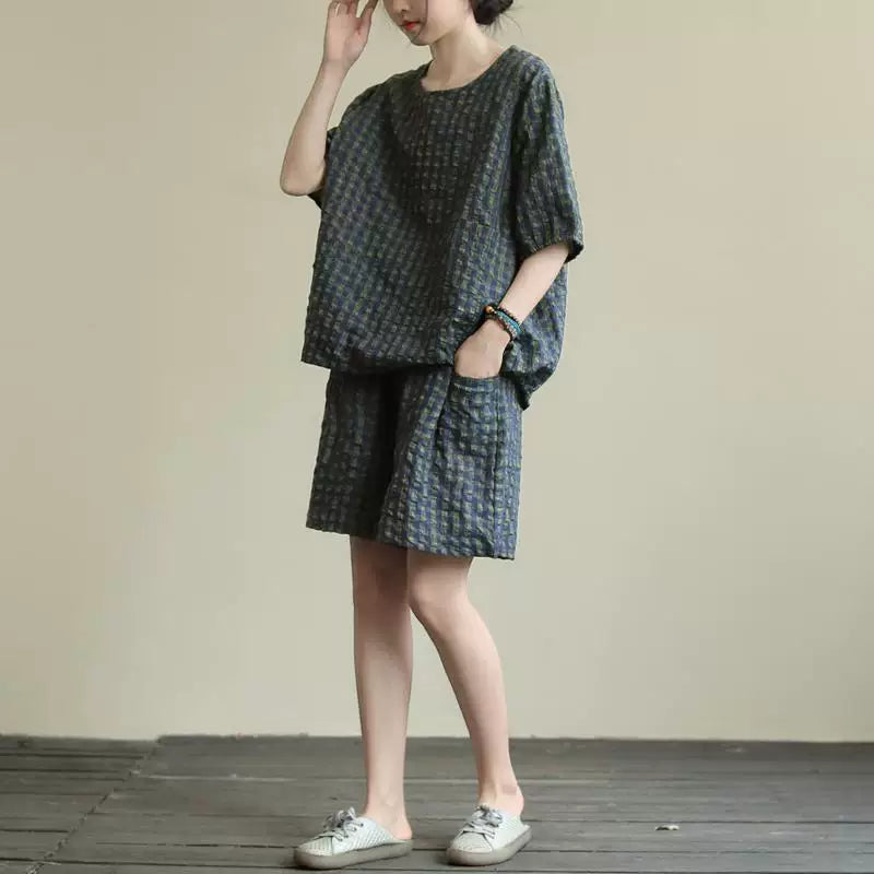 Set 2 Món Áo Thun Kẻ Caro + Quần Short Cotton – Bigsize Retro Nghệ Thuật, Hè 2026