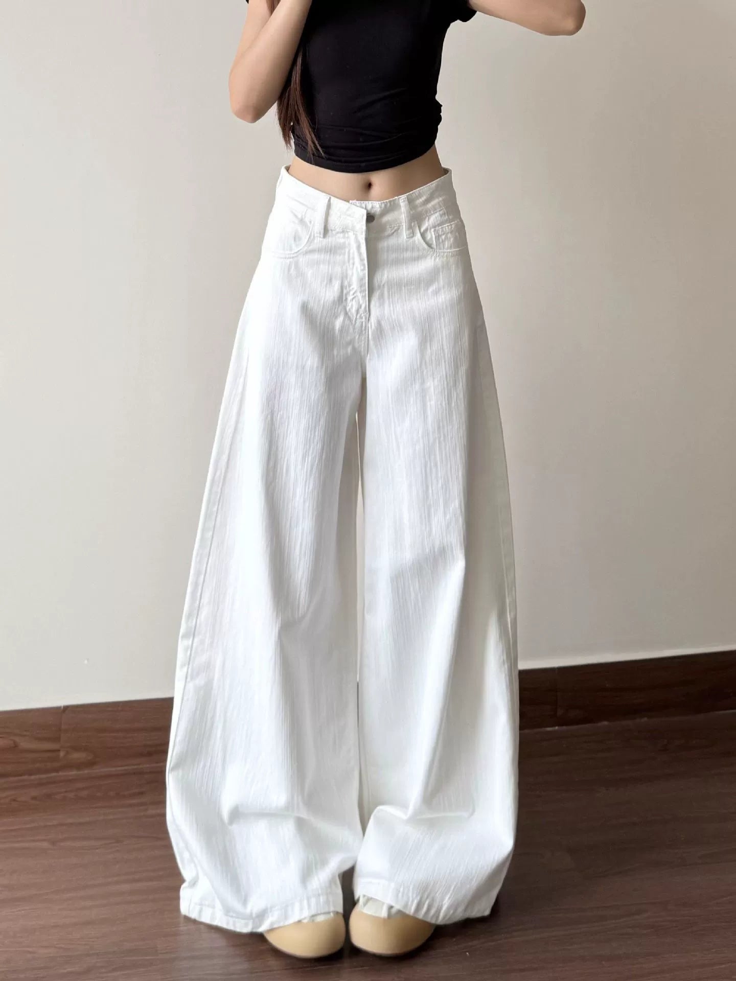 Quần Jeans Trắng Ống Rộng Cạp Thấp Tôn Dáng
