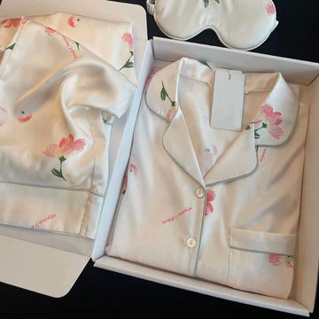 Bộ Đồ Ngủ Pijama Nữ Lụa Băng Kiểu Pháp - Áo Cổ Bẻ Dài Tay In Họa Tiết Phối Quần Dài, Nhiều Họa Tiết