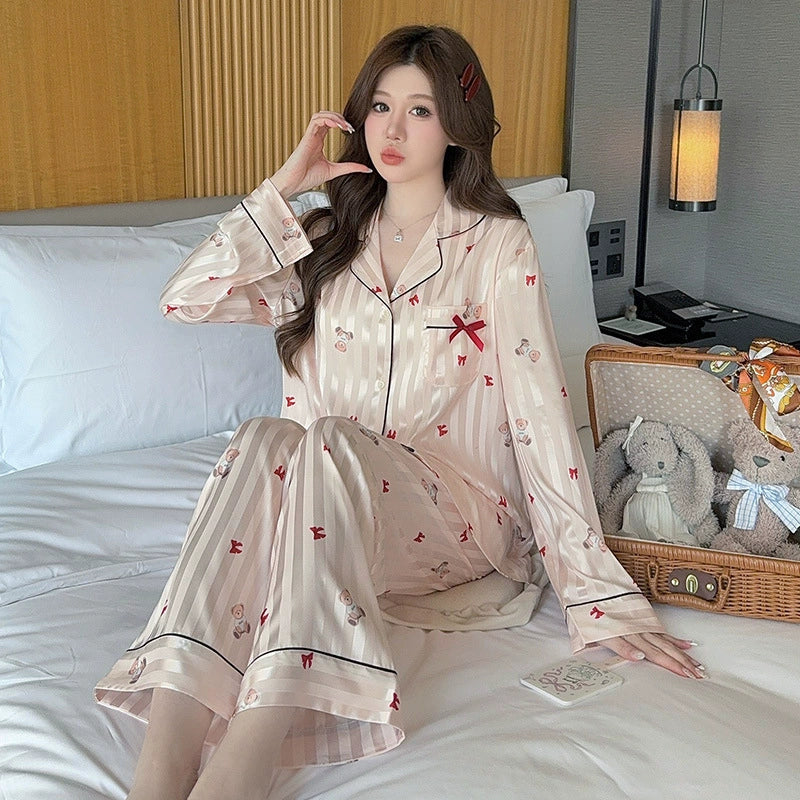 Bộ đồ ngủ lụa băng hoạ tiết nơ gấu tay dài phong cách Pháp - chất liệu mát mẻ, mẫu hot trend