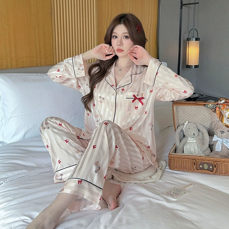 Bộ đồ ngủ lụa băng hoạ tiết nơ gấu tay dài phong cách Pháp - chất liệu mát mẻ, mẫu hot trend
