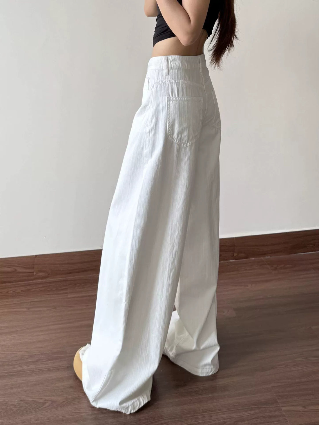 Quần Jeans Trắng Ống Rộng Cạp Thấp Tôn Dáng