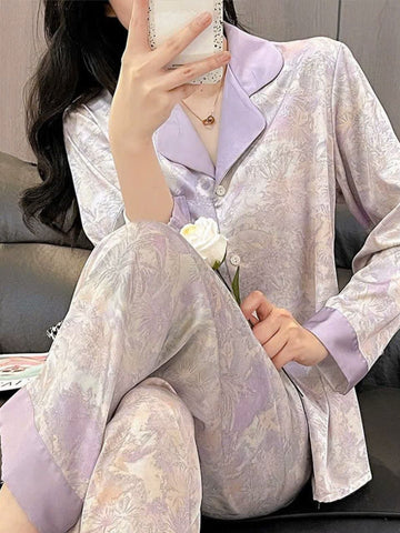 Bộ Đồ Ngủ Lụa Băng Nữ Tím Sơn Nước, Mỏng Dài Tay, Thon Gọn, Thanh Lịch DN150250