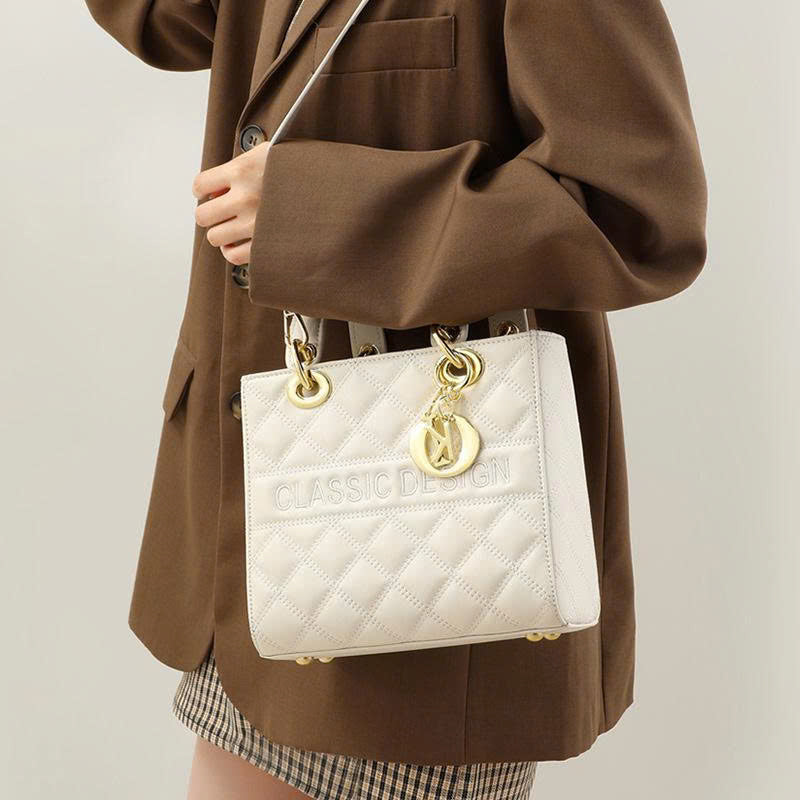 Lady Dior Handbag New Model 2026 Compact Genuine Leather Crossbody Bag, European-American Retro Style TX242250
